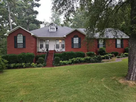108 Magnolia Dr, Arkadelphia, AR 71923