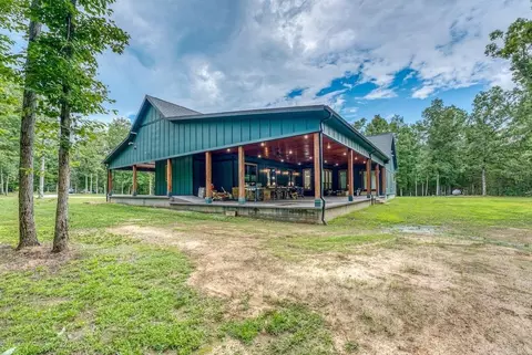 Exterior - 110 Buchanan Dr, Mountain View, AR 72560 photo 2 of 13