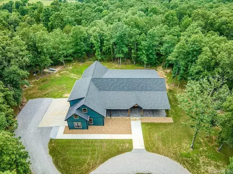 Exterior - 110 Buchanan Dr, Mountain View, AR 72560 photo 5 of 13