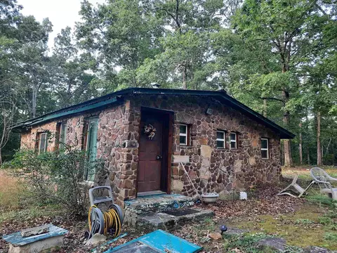 Exterior - 400 Wolfking Rd, Mountain View, AR 72560 photo 8 of 24