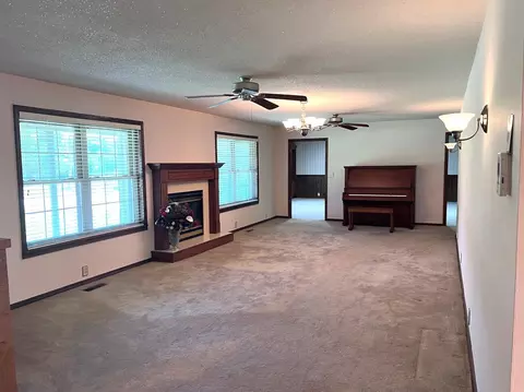 1112 Maple Dr, Mountain View, AR 72560 photo 4