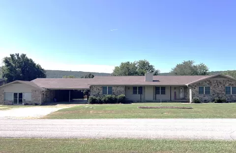 1112 Maple Dr, Mountain View, AR 72560 photo 2