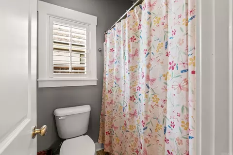 Bath - 1885 Mullberry Dr, Conway, AR 72034 photo 6 of 7