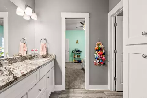 Bath - 1885 Mullberry Dr, Conway, AR 72034 photo 5 of 7