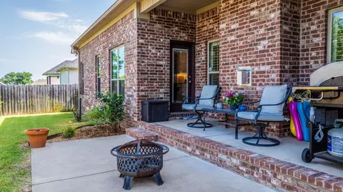 Exterior - 1885 Mullberry Dr, Conway, AR 72034 photo 8 of 10