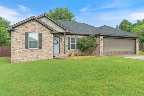 2620 Ridgewood Rd, Searcy, AR 72143