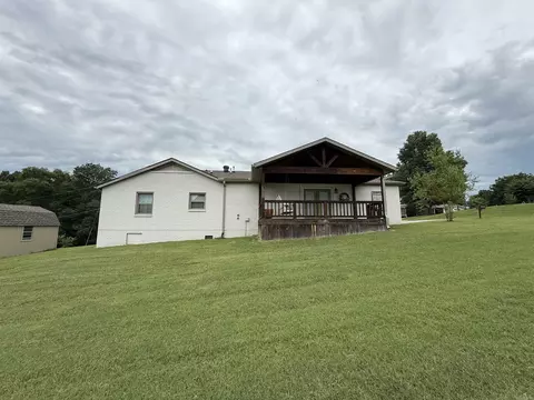 1354 Wiley Dr, Piggott, AR 72454 photo 8