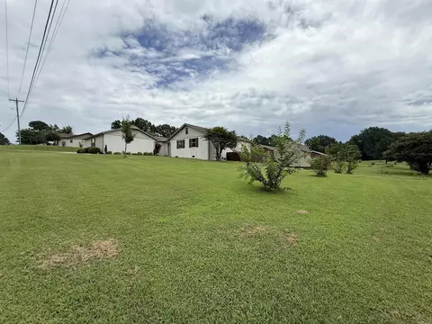 1354 Wiley Dr, Piggott, AR 72454 photo 4
