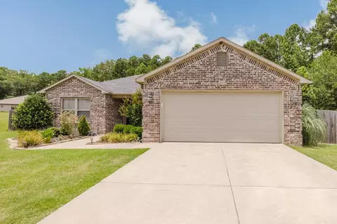 203 Crossing Pl, Bryant, AR 72022 photo 3