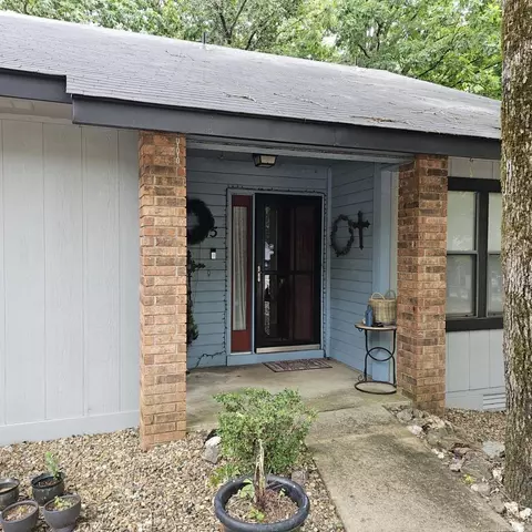 5 Romera Ln, Hot Springs Village, AR 71909