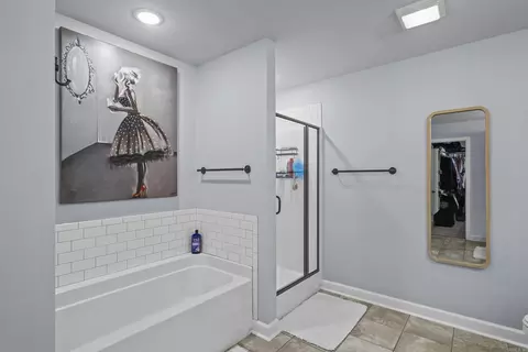 Bath - 57 Fletcher Dr, Austin, AR 72007 photo 2 of 4