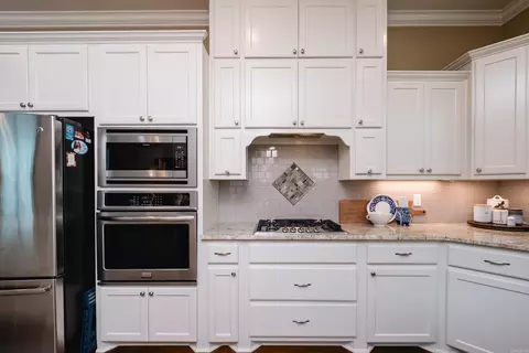 Kitchen - 3619 Logan Ridge Dr, Bryant, AR 72022 photo 2 of 4