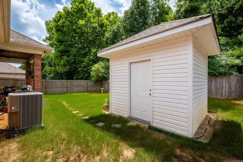 Exterior - 3619 Logan Ridge Dr, Bryant, AR 72022 photo 9 of 10