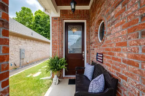 Entry Way - 3619 Logan Ridge Dr, Bryant, AR 72022 photo 1 of 5