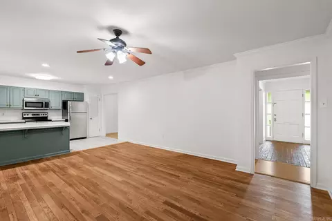 Living - 2521 Robinson Ave, Conway, AR 72034 photo 6 of 7