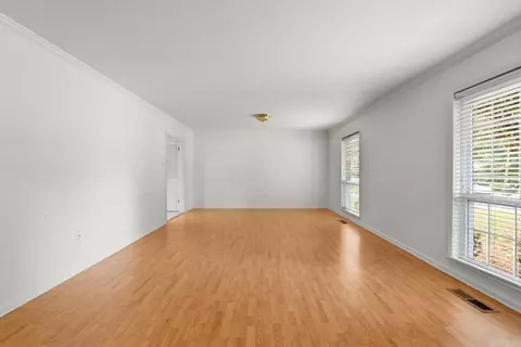 Living - 2521 Robinson Ave, Conway, AR 72034 photo 1 of 7