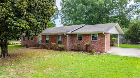 Exterior - 2521 Robinson Ave, Conway, AR 72034 photo 1 of 4