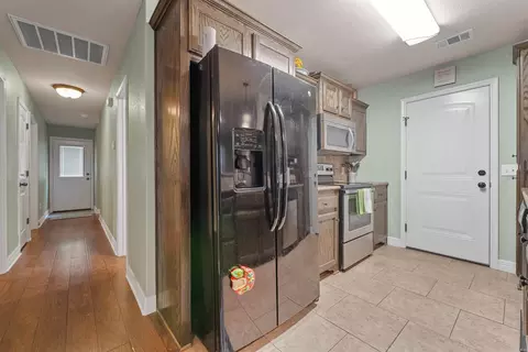 513 Saint Charles Ct, Haskell, AR 72015 photo 11