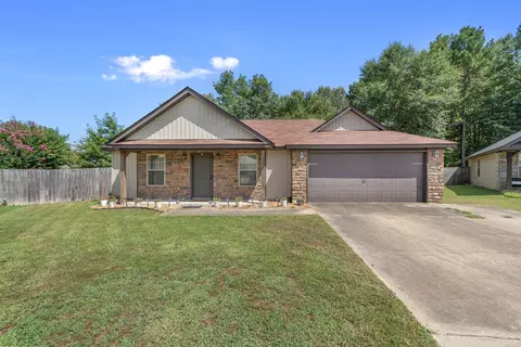 513 Saint Charles Ct, Haskell, AR 72015 photo 2