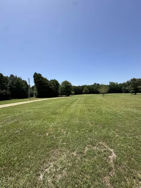 Exterior - 6583 Holcomb Ln, Pine Bluff, AR 71603 photo 8 of 10