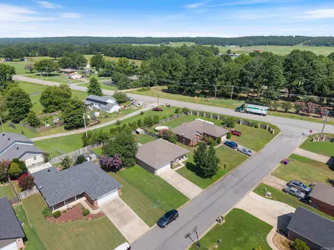 4 Whispering Wind Cir, Vilonia, AR 72173 photo 32