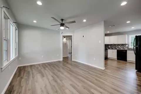 514 First St, Conway, AR 72034 photo 2