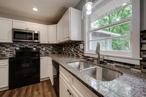 514 First St, Conway, AR 72034 photo 9
