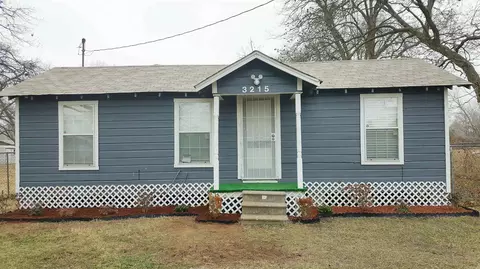 3215 Miramar Dr, Pine Bluff, AR 71603