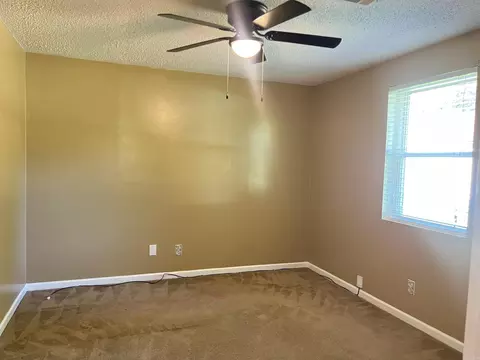 Bedroom - 7200 Nell Dr, Pine Bluff, AR 71603 photo 4 of 4