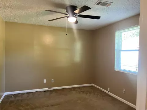 Bedroom - 7200 Nell Dr, Pine Bluff, AR 71603 photo 3 of 4