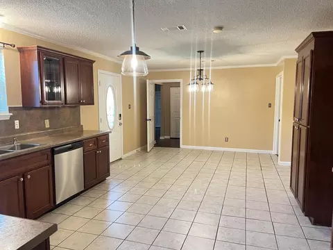 Kitchen - 7200 Nell Dr, Pine Bluff, AR 71603 photo 3 of 3