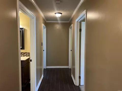 Entry Way - 7200 Nell Dr, Pine Bluff, AR 71603 photo 2 of 2