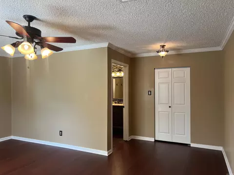 Living - 7200 Nell Dr, Pine Bluff, AR 71603 photo 3 of 3