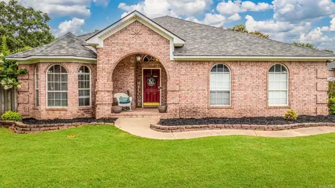 1695 Nighthawk Cir, Conway, AR 72034 photo 2