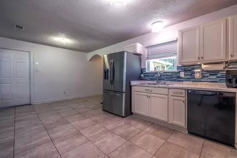 11207 Morningside Dr, Shannon Hills, AR 72103 photo 9
