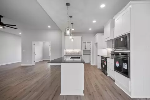 1049 Duke Dr, Bauxite, AR 72011 photo 14