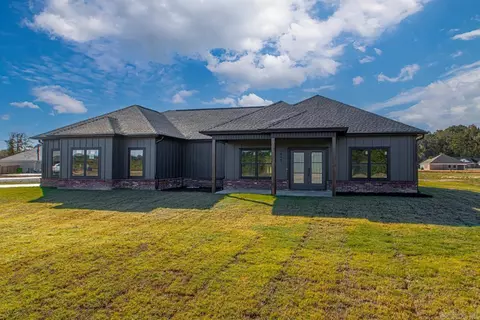 1049 Duke Dr, Bauxite, AR 72011 photo 2