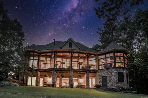 8 Vereda Ln, Hot Springs Village, AR 71909