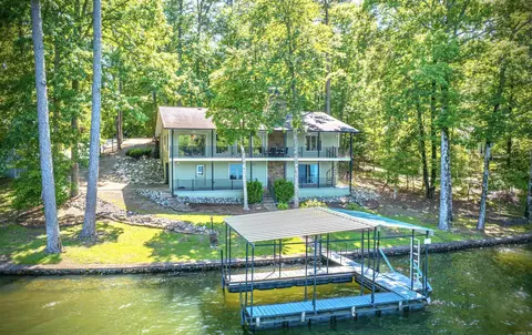 9 Llana Ln, Hot Springs Village, AR 71909