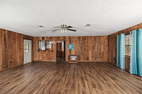 Living - 6740 Rayhan Rd, Pine Bluff, AR 71603 photo 3 of 3