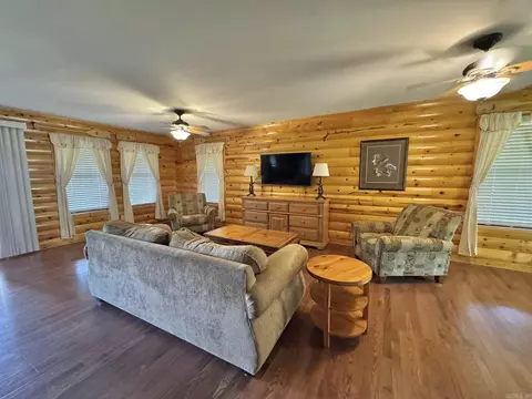 Living - 22 Sylamore Vis, Mountain View, AR 72560 photo 5 of 5