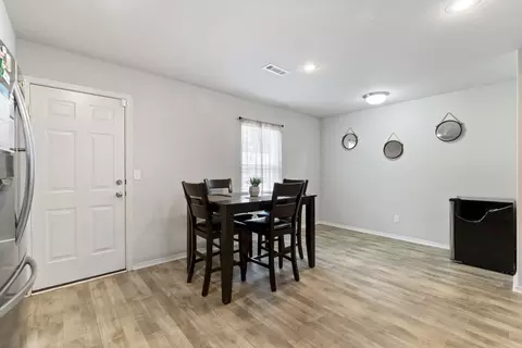 Dining - 7017 Woodsgate Cv, Alexander, AR 72002 photo 2 of 2