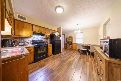 65 Oak St, Ash Flat, AR 72513 photo 13