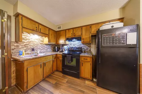 65 Oak St, Ash Flat, AR 72513 photo 14