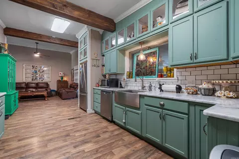 Kitchen - 1109 Crystal, Benton, AR 72015 photo 1 of 5