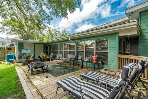 Exterior - 1109 Crystal, Benton, AR 72015 photo 4 of 10