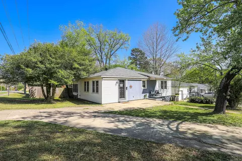 811 Hester, Benton, AR 72015 photo 3