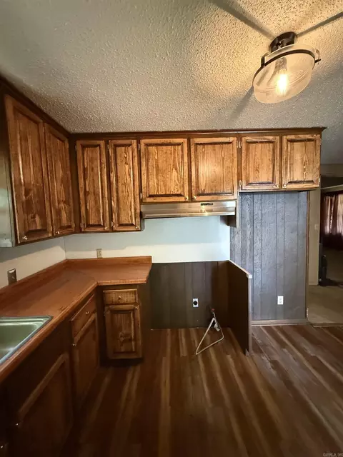 Kitchen - 612 N Walnut St, Warren, AR 71671 photo 2 of 2