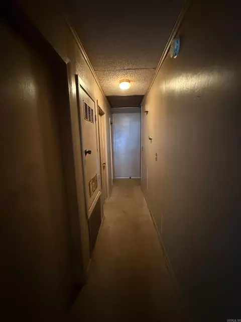 Entry Way - 612 N Walnut St, Warren, AR 71671 photo 1 of 1