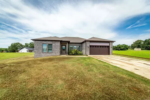 74 Bella Grace Dr, Lonoke, AR 72086 photo 1